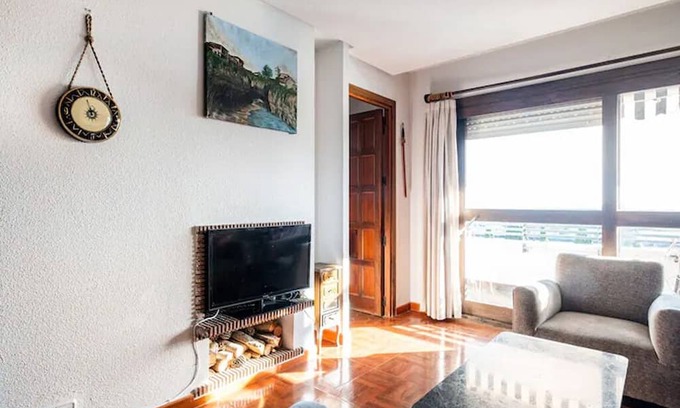 El Escorial Apartment | Stop to Monastery..