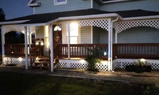 Adin House | Cozy up at Serenity with its picturesque views, where the West still lives.