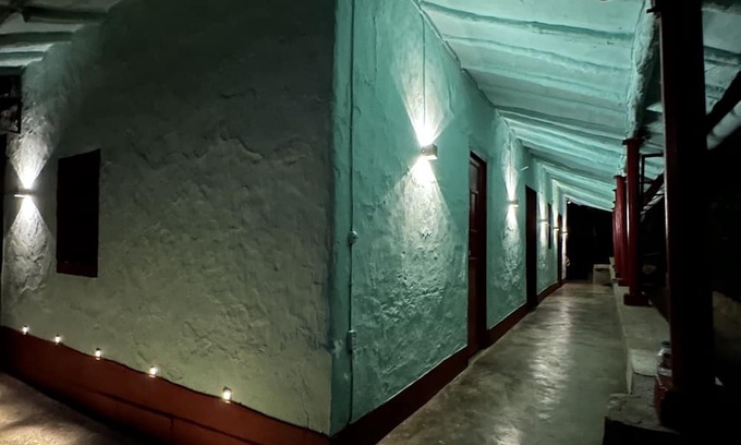 Barbosa House | Cascadas en la Naturaleza Pura