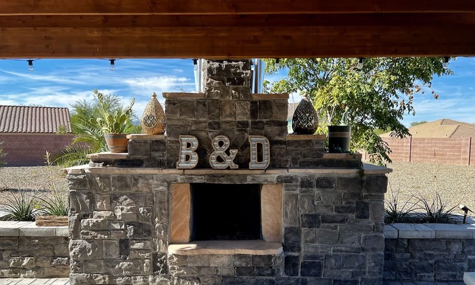 Green Valley House | Extra large, stylish family-friendly home with enormous pergola for entertaining