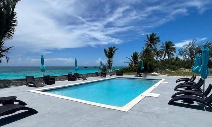 Jimmy Hill Apartment | Lizard Suite Ocean Front Exuma Palms Resort!