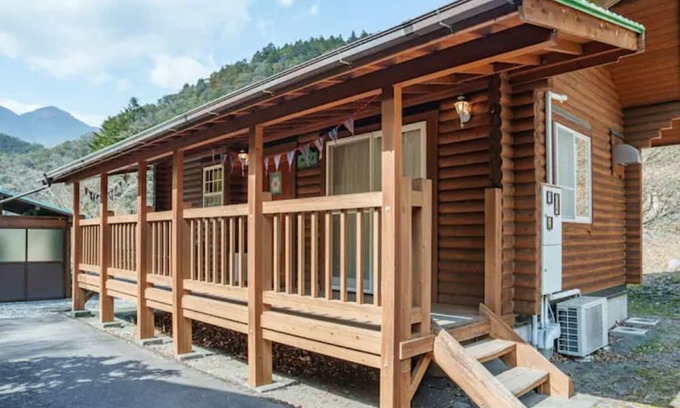 Kawanehon House | MizukiFusion of outdoor and healingHot spring / Haibaragun Shizuoka