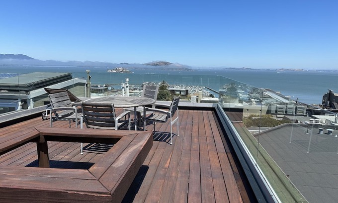 North Beach House | Telegraph Hill Shangri-La