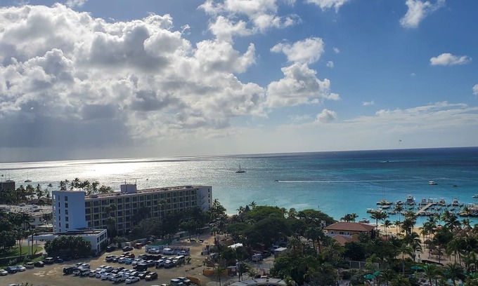 Palm Beach Hotel | Marriott Surf Club - Aruba, The BEST of the Best > Ocean View and Lazy River
