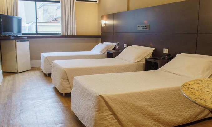 Republica Hotel | Vibrant São Paulo Getaway – Spacious Triplo Twin w/WiFi, 24h Reception + Gym