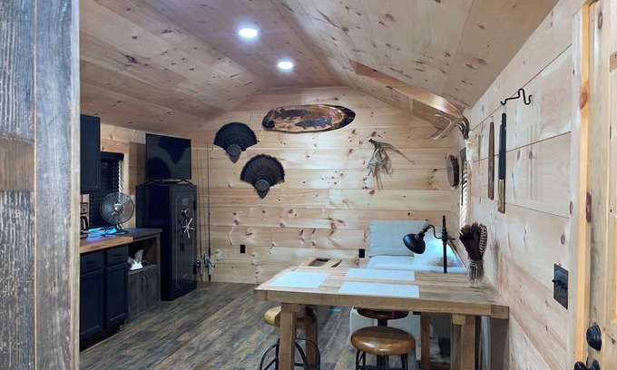 Camp Dix Cabin | “Quiet Nature Cabin in Vanceburg – Perfect for a Simple Getaway