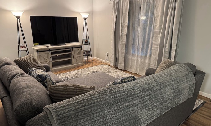 Maryville House | Updated Bearcat Home in Maryville. Great Location!