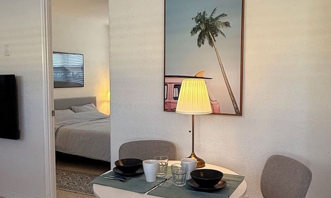 Madeira Beach Apartment | 1 Bedroom Madeira Beach apartment - Renovated 2025