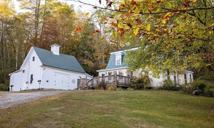 Campton House | White Mountains Adventure Retreat