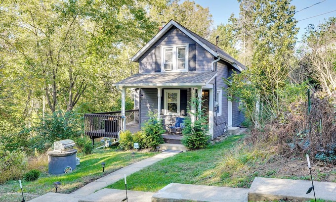 Bethlehem House | Little Woodland Home: Hidden Gem By Dtwn Bethlehem