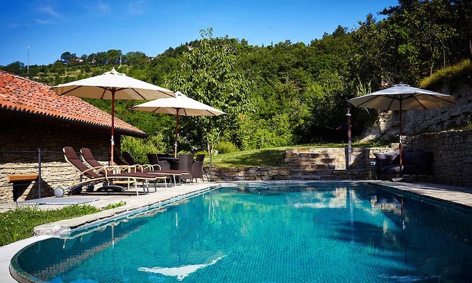 Roccaverano Villa | Enchanting countryside villa with private pool and views! - Villa Mila