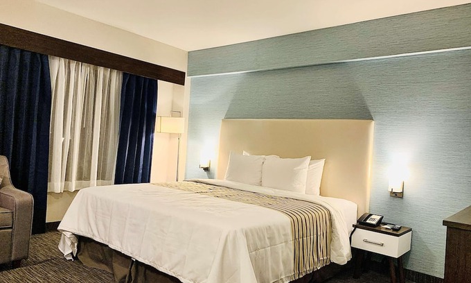 Northeast Mississauga Hotel | Chandni Victoria hall