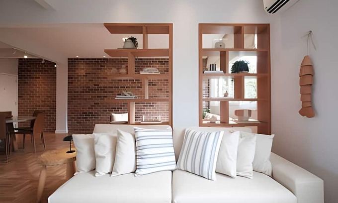 Leblon House | Leblon - Rua Dias Ferreira | Comfort, Charm & Perfect Location