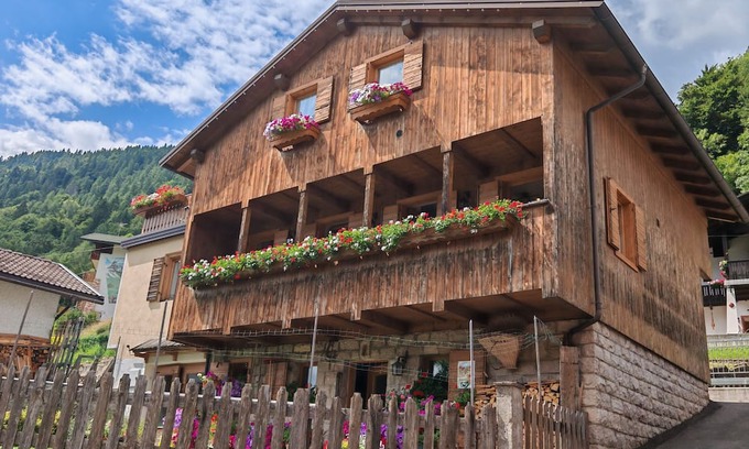 San Tomaso Agordino Ski Chalet | Tabia del Caser