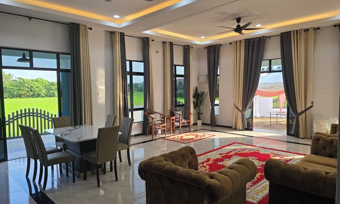 Kota Bharu House | Homestay AH Binjai