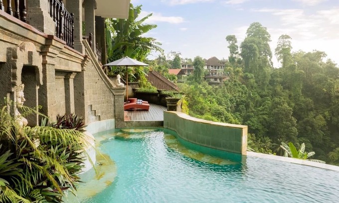 Andong Villa | Spacious 5-Bedroom Jungle-View Villa in Ubud