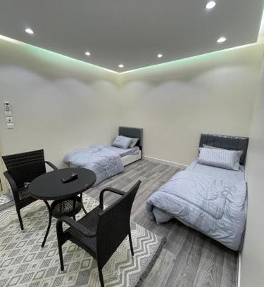 Al Wajh Apartment | ريم الوجه غرفة مع دورة مياة للعزاب طابق علوي