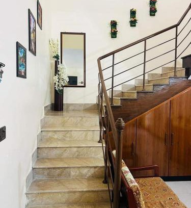 Gulshan-E-Jamal Bed & Breakfast | Venue Guest House Near Millennium Mall