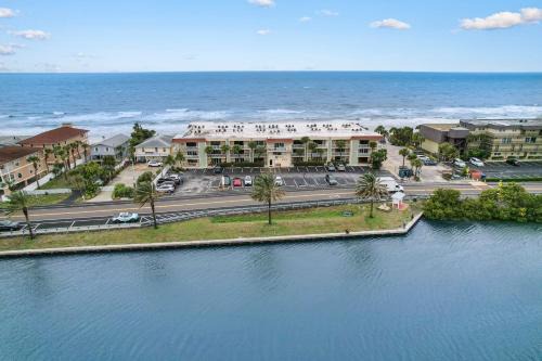 Indian Rocks Beach Apartment | Fifty Gulfside Condominiums
