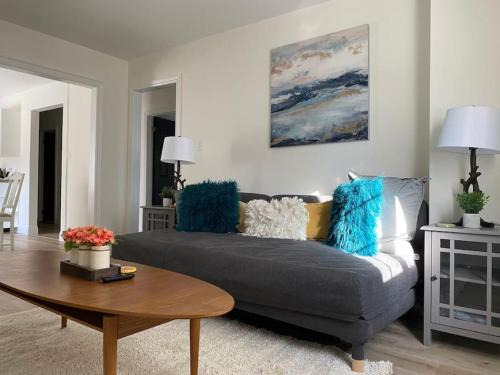 Cobourg Apartment | The Nave