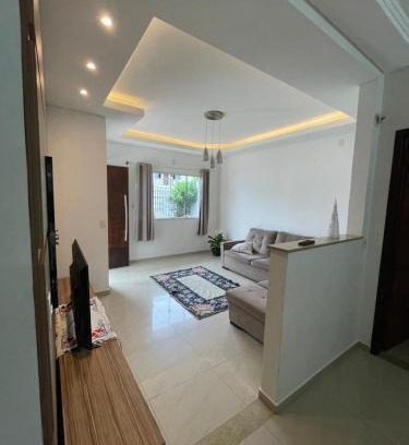 Espinheiros House | Casa sobrado 2 andares com piscina