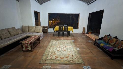 Alibaug House | The Banana leaf