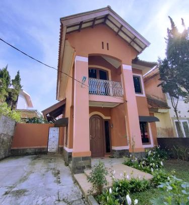 Cipanas Villa | Villa Bukit Cipendawa, Cipanas Puncak